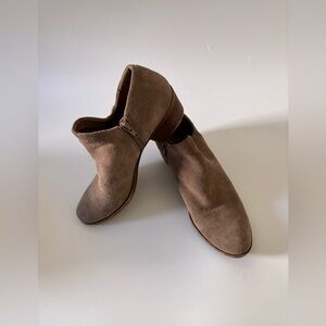 Lucky Brand Brixlee Leather Ankle Booties Women’s 8.5 Taupe Beige Low Heel